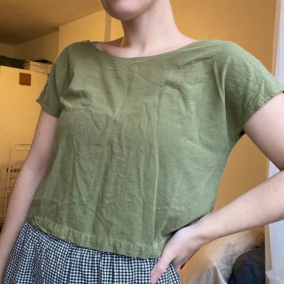 Beautiful 100% Silk Sage Green Top - Picture 1 of 5